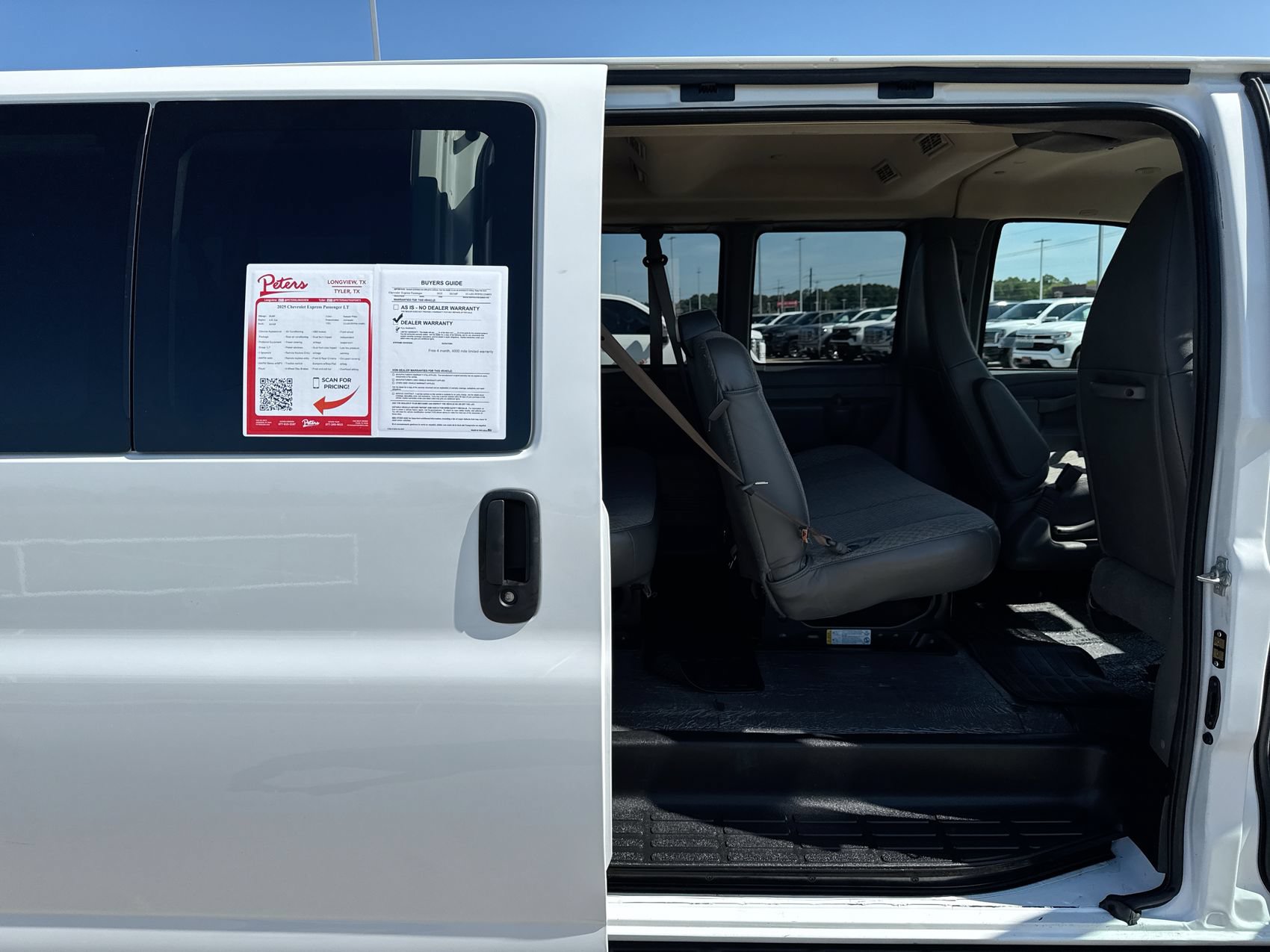 Used 2025 Chevrolet Express 3500 LT w/ LT Preferred Equipment Group RWD image 24