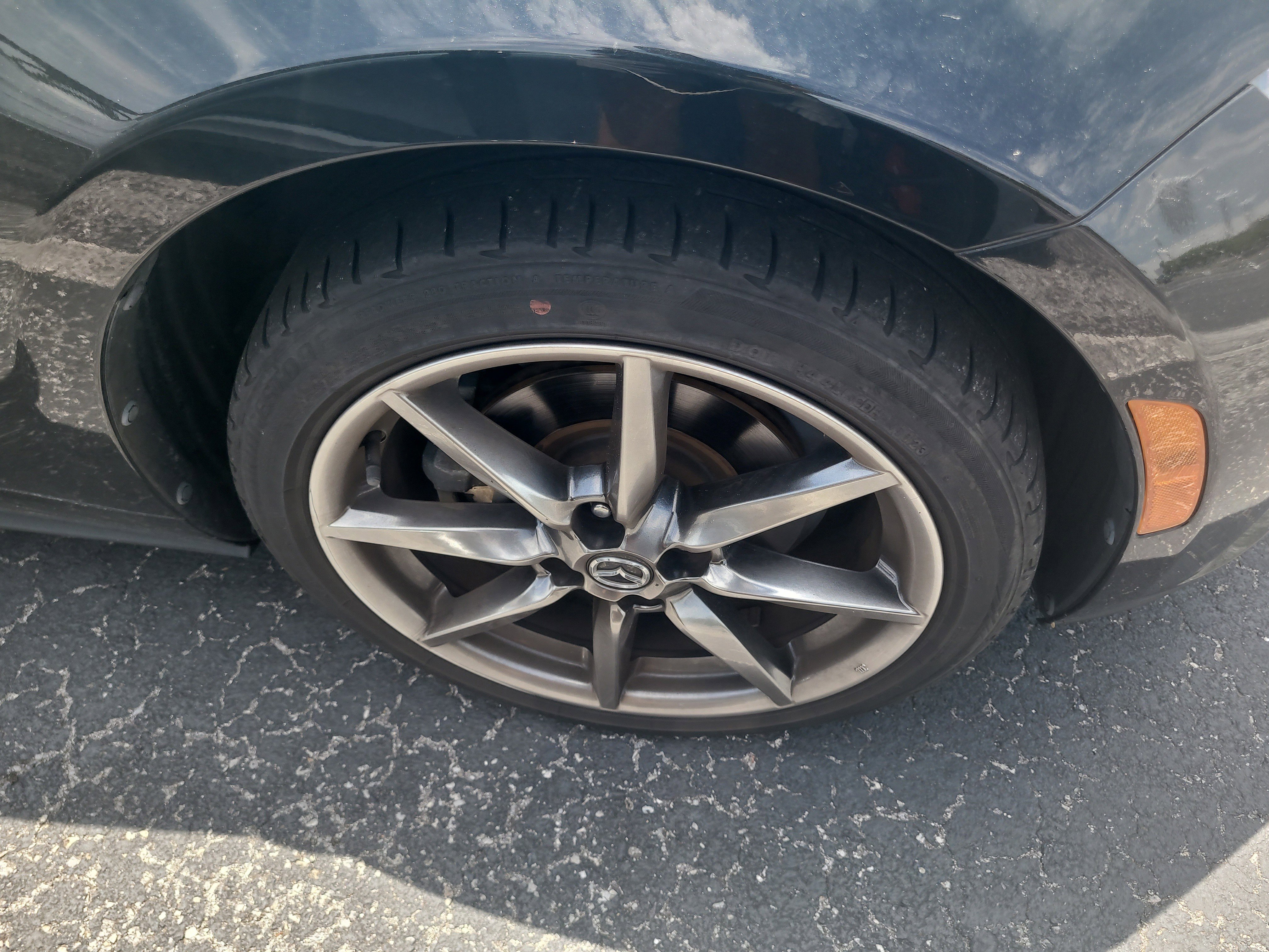Used 2023 MAZDA MX-5 Miata Grand Touring RWD image 9