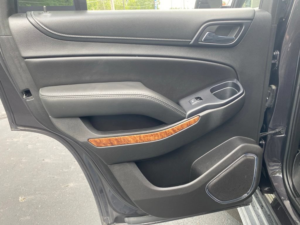 Used 2018 Chevrolet Tahoe Premier AWD/4WD image 36