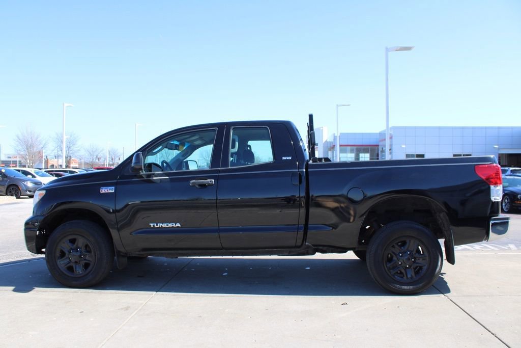 Used 2013 Toyota Tundra 4x4 Double Cab image 4