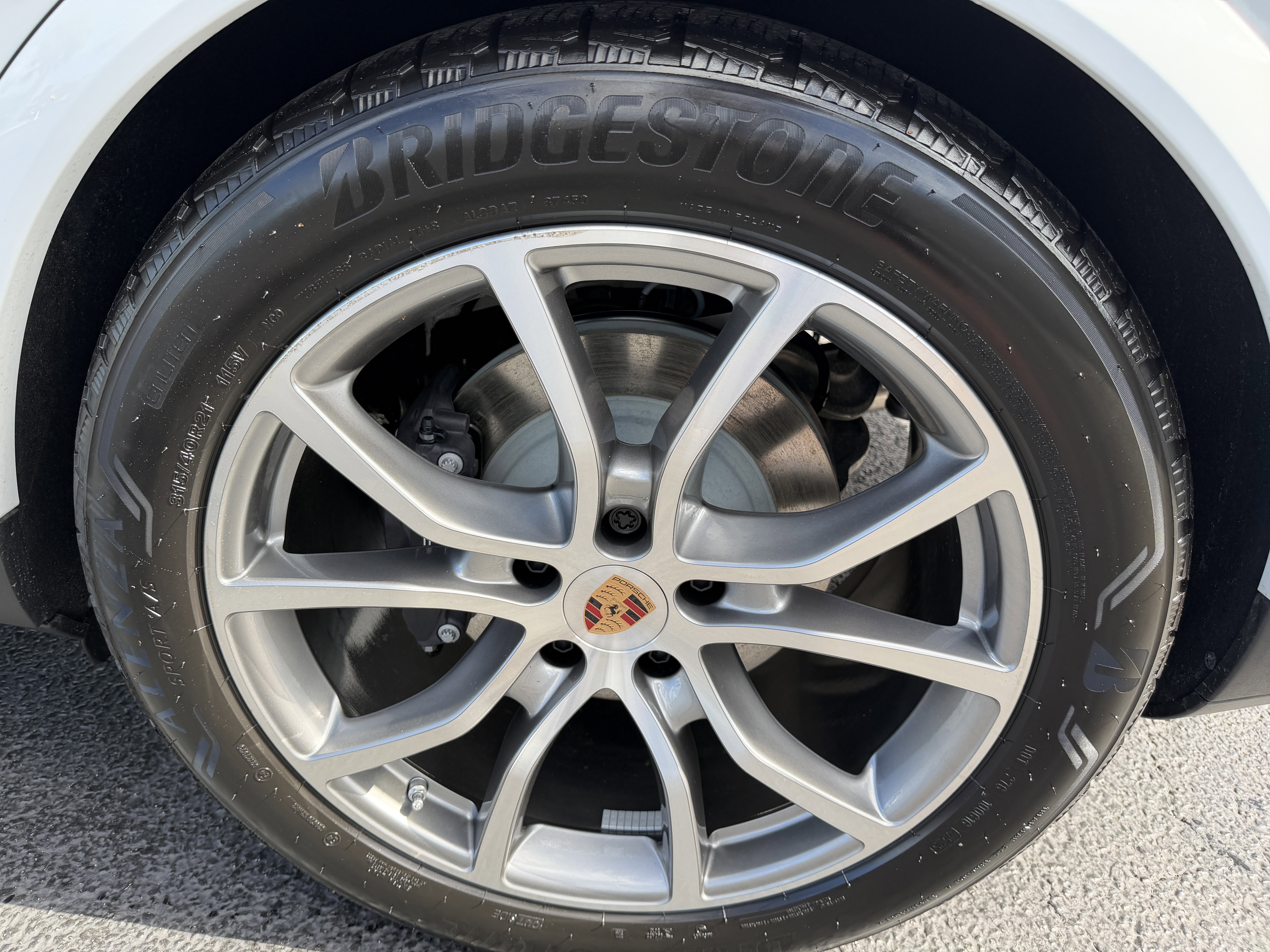 New 2026 Porsche Cayenne image 9