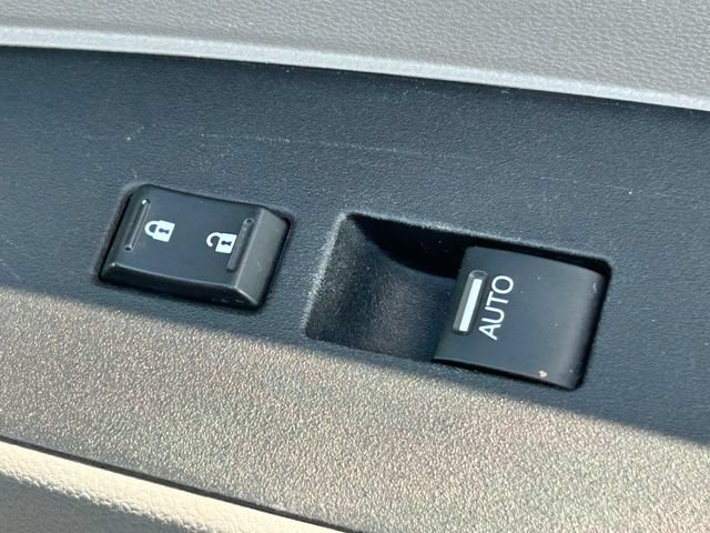 Used 2016 Honda Odyssey EX-L image 38