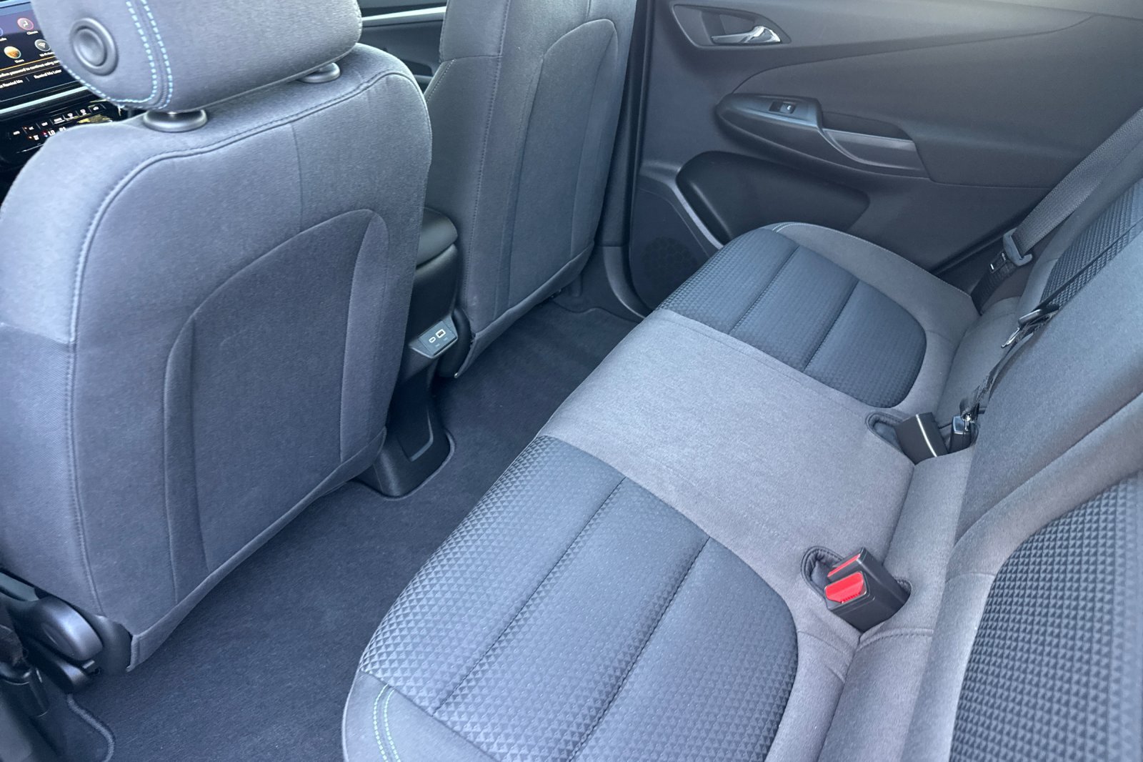 Used 2023 Chevrolet Bolt EUV LT w/ Driver Confidence Package FWD image 15