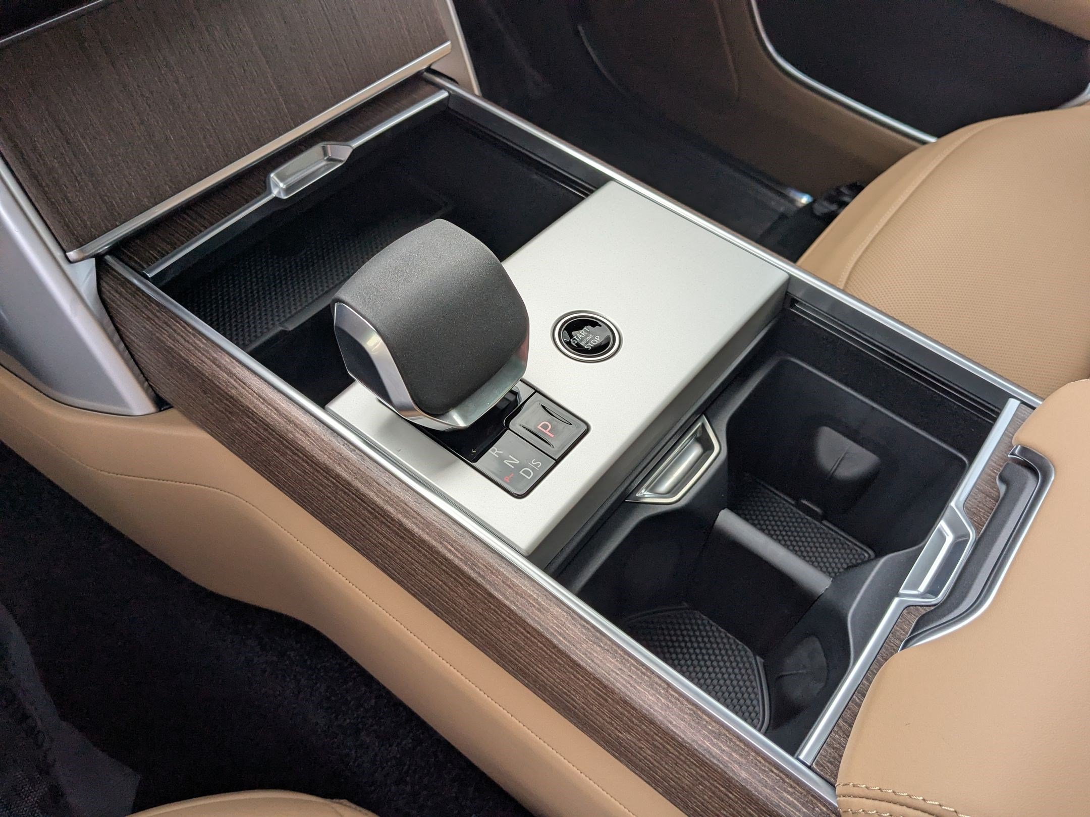 New 2026 Land Rover Range Rover SE AWD/4WD image 23