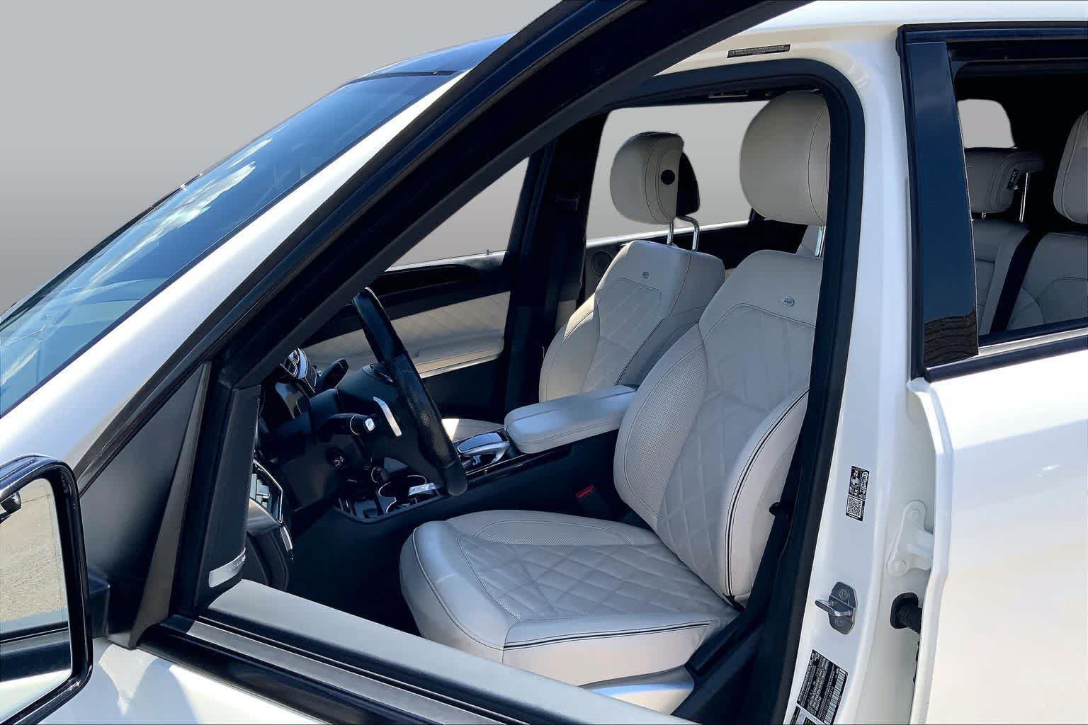 Used 2018 Mercedes-Benz GLS 550 4MATIC image 7