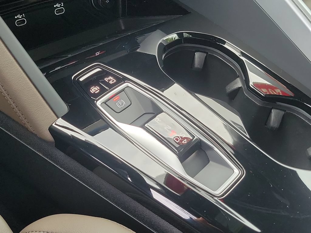 Certified 2025 Audi Q5 Premium Plus w/ Premium Plus AWD/4WD image 34