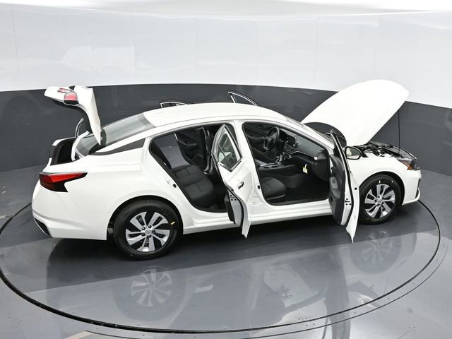 Used 2025 Nissan Altima 2.5 S FWD image 45