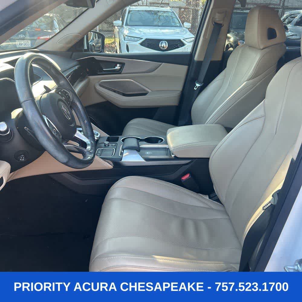 Used 2023 Acura MDX SH-AWD w/ Technology Package image 16