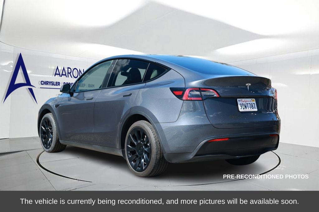 Used 2023 Tesla Model Y Long Range image 2