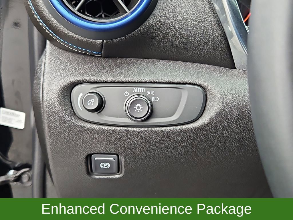 Used 2023 Chevrolet Blazer RS w/ Driver Confidence II Package FWD image 15