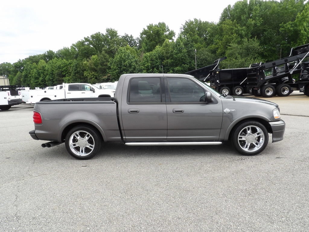 Used 2002 Ford F150 Harley-Davidson RWD image 9