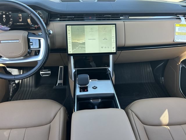 New 2026 Land Rover Range Rover Long Wheelbase SE AWD/4WD image 10