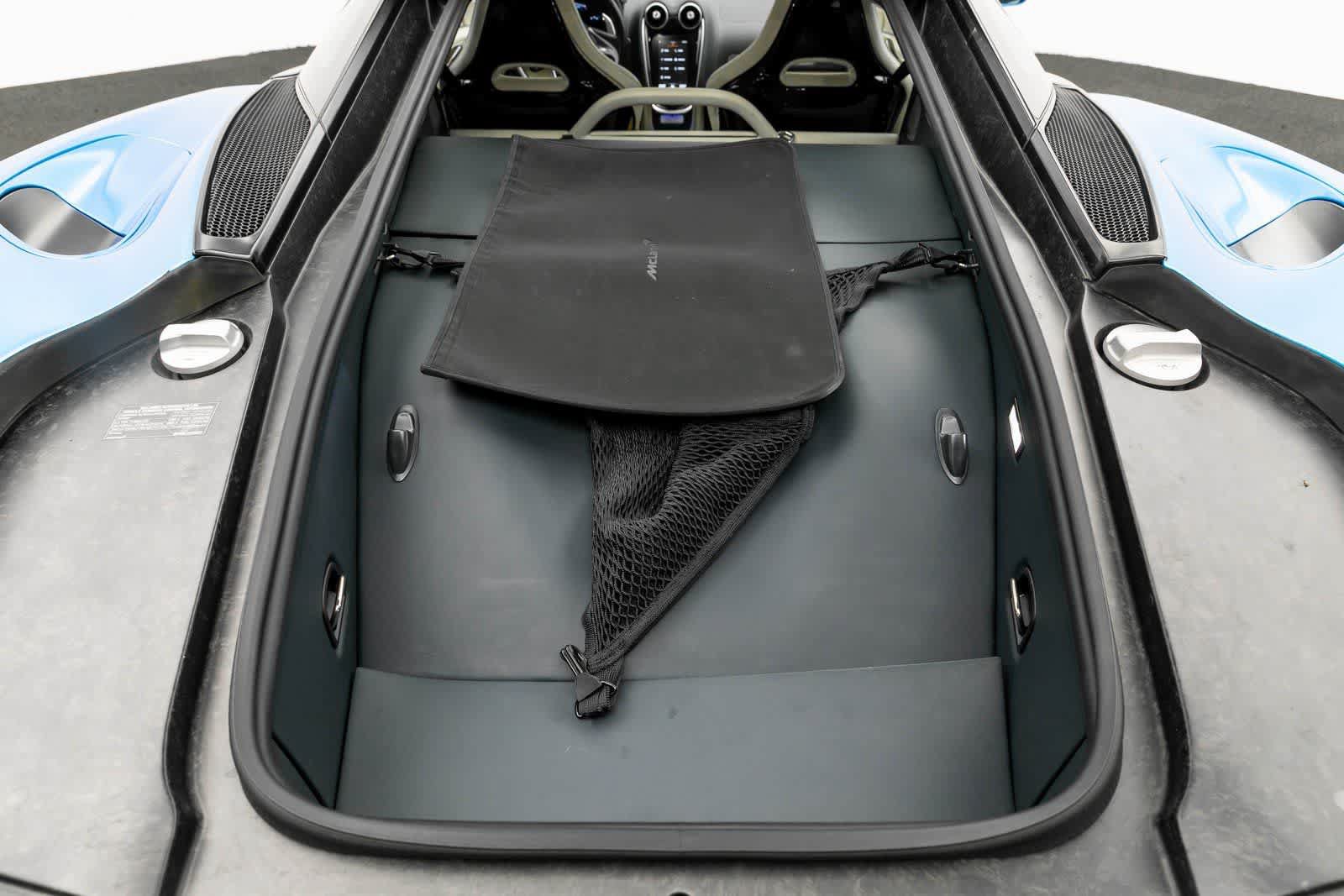 Used 2020 McLaren GT RWD image 27