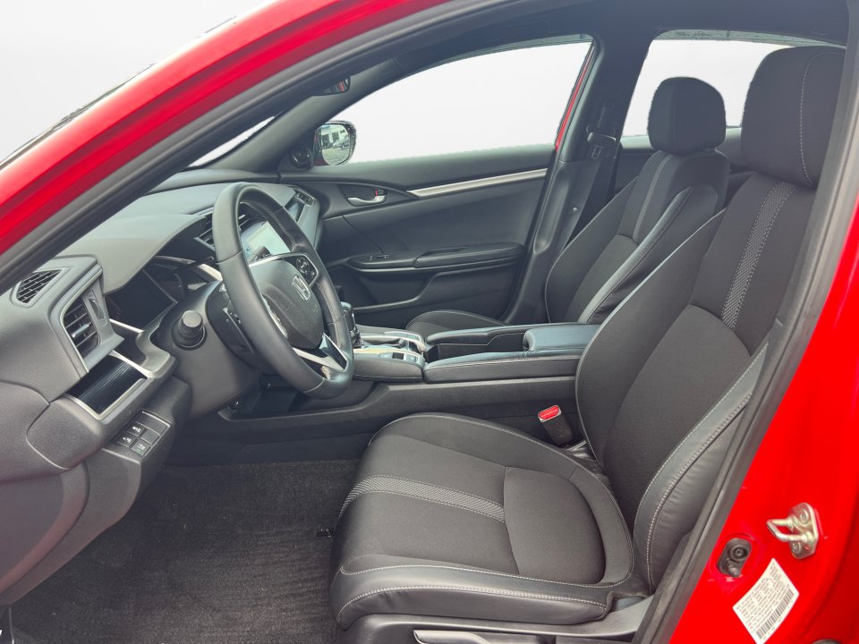 Used 2019 Honda Civic Sport image 11