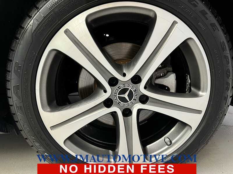 Used 2018 Mercedes-Benz E 300 4MATIC image 9