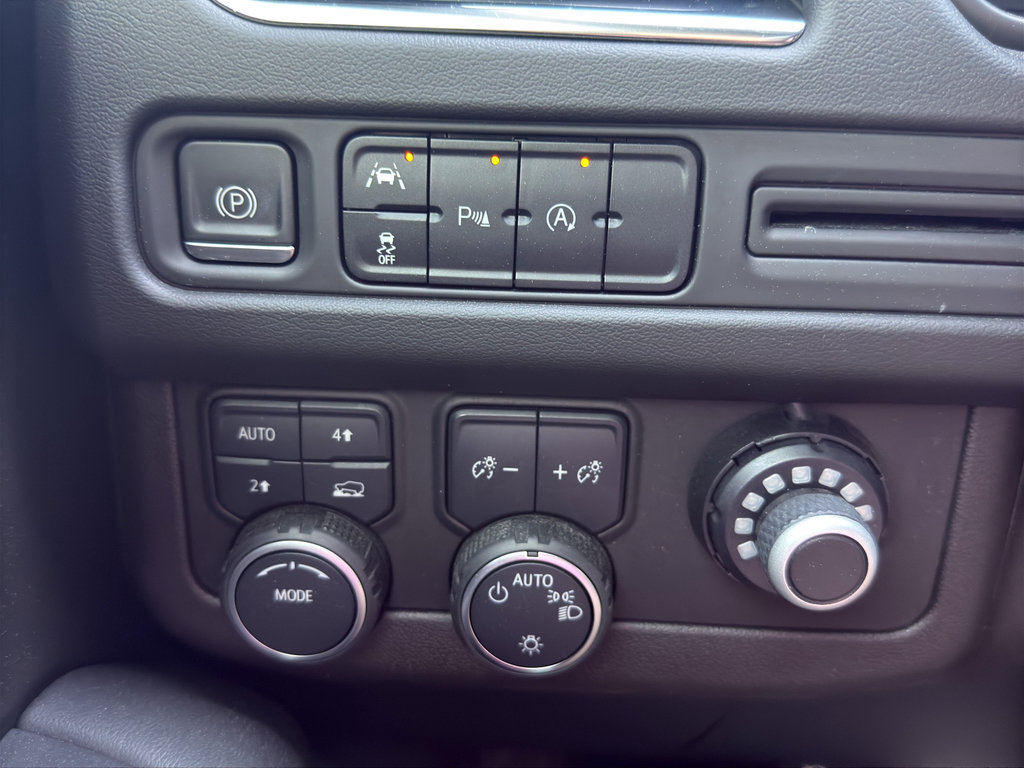 Used 2023 Chevrolet Tahoe LS w/ Driver Alert Package AWD/4WD image 18