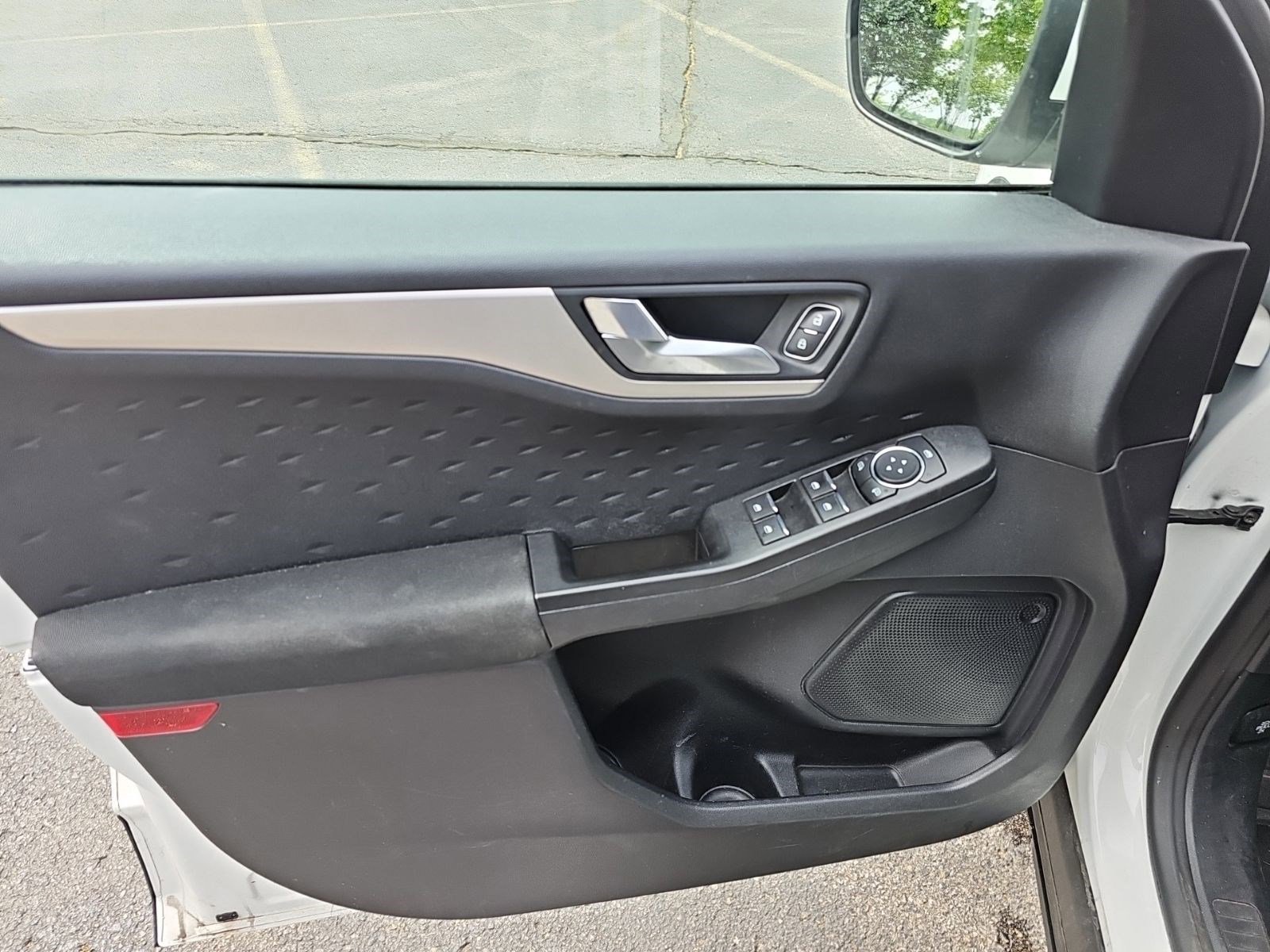 Used 2020 Ford Escape SE AWD/4WD image 19