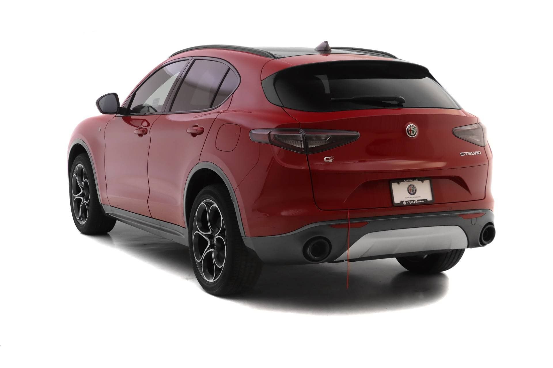 New 2024 Alfa Romeo Stelvio Ti AWD/4WD image 4