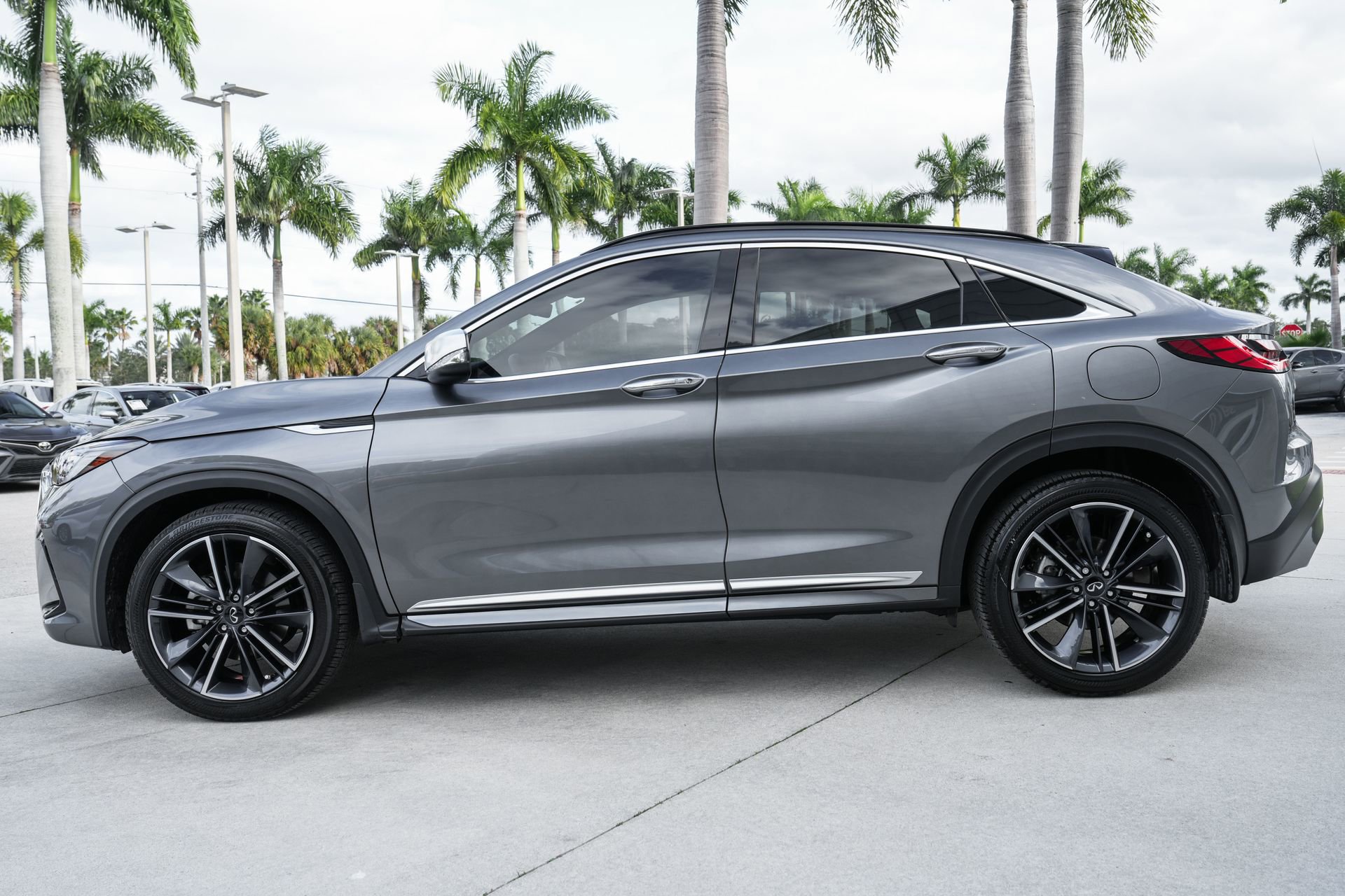 Used 2025 INFINITI QX55 Luxe w/ Accent Package image 18