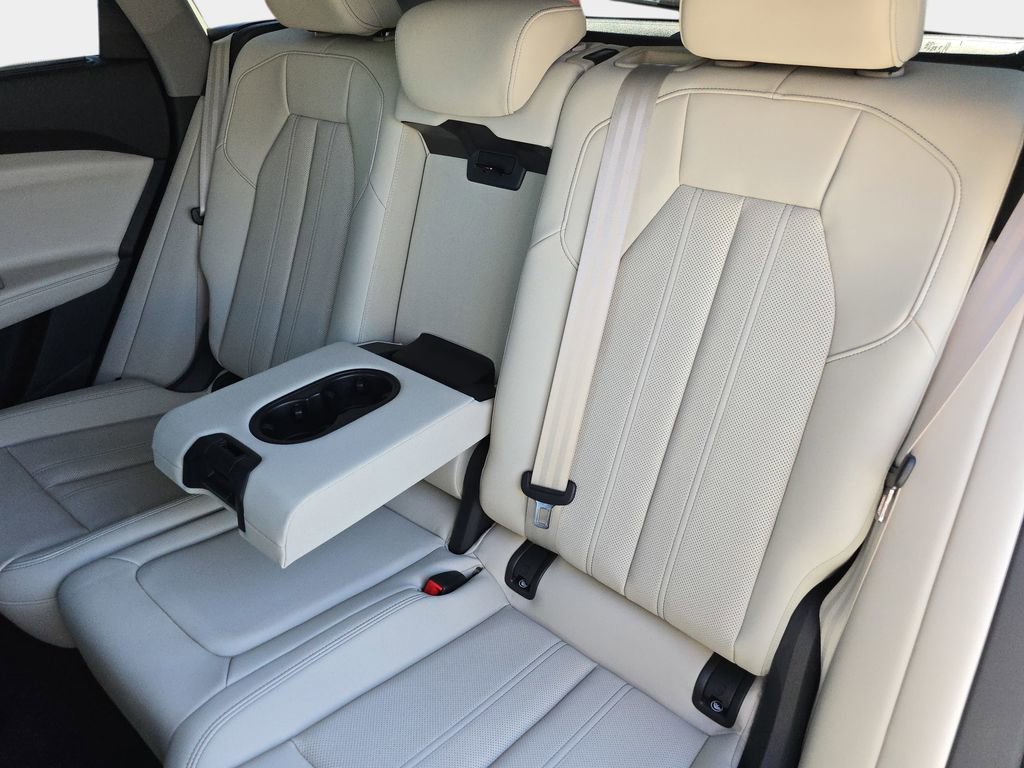 New 2026 Audi Q5 Premium Plus image 14