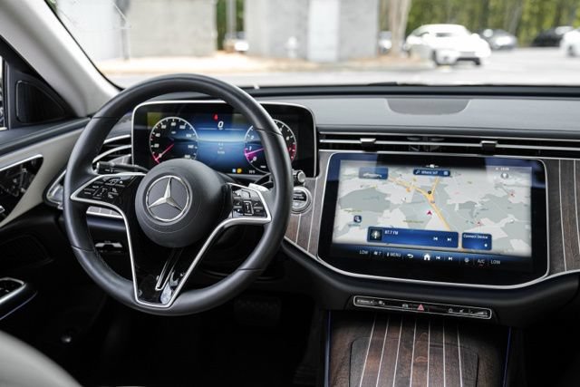 Used 2025 Mercedes-Benz E 350 4MATIC Sedan w/ Winter Package image 25