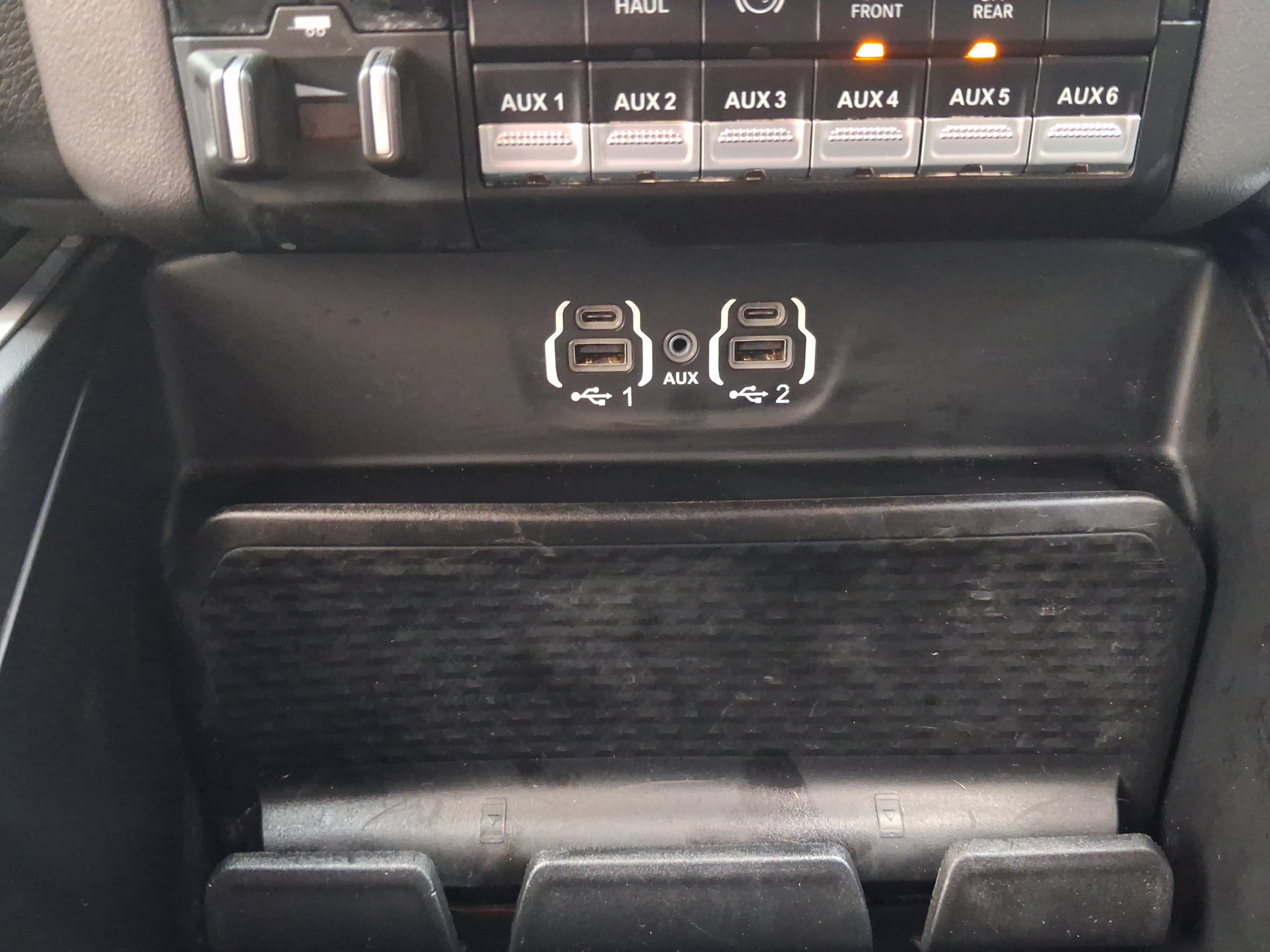 Used 2022 RAM 3500 Big Horn w/ Night Edition AWD/4WD image 16
