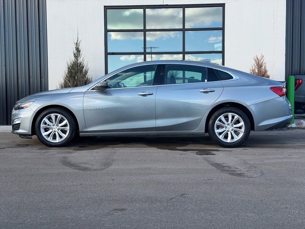 Used 2024 Chevrolet Malibu LT image 2