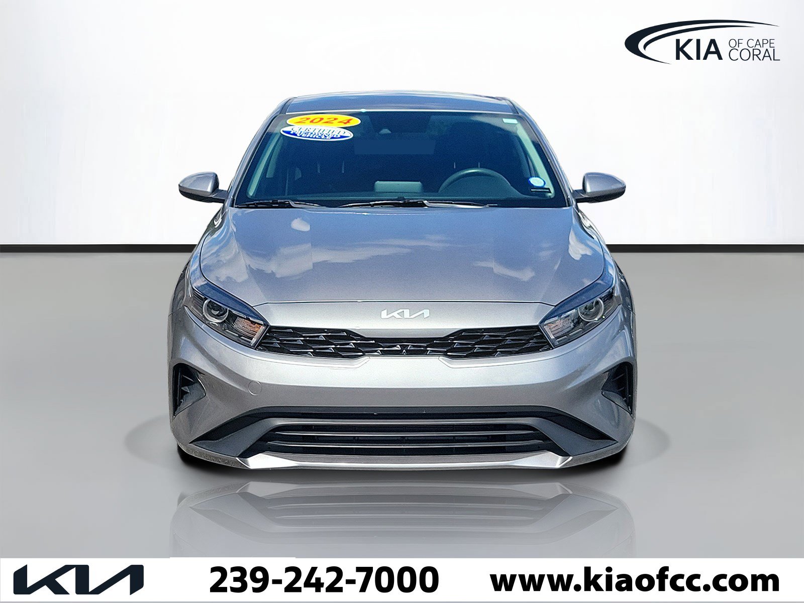 Certified 2024 Kia Forte LXS FWD image 2