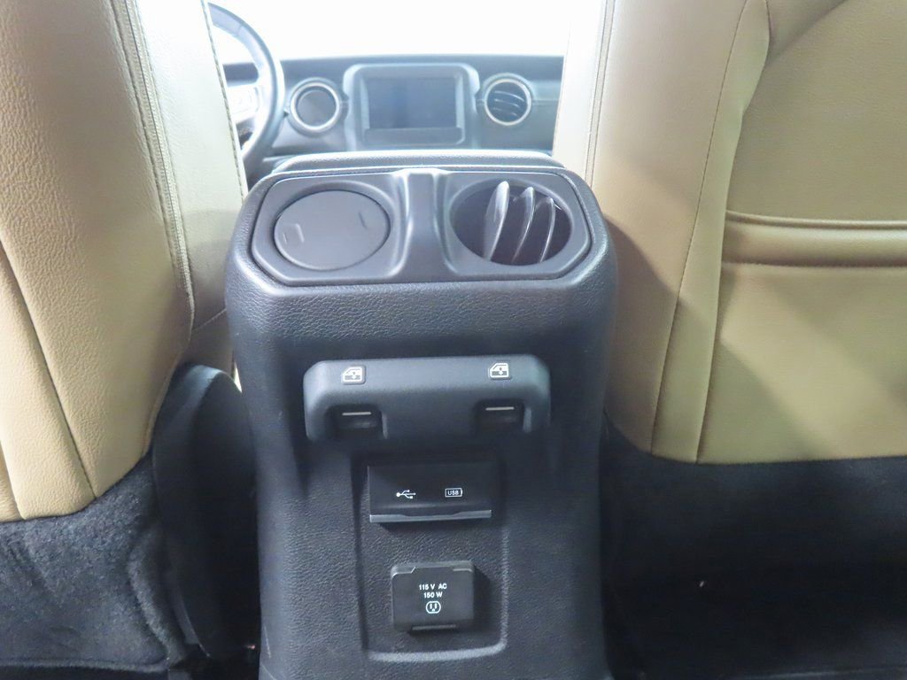 Used 2018 Jeep Wrangler Unlimited Sahara w/ Cold Weather Group image 11