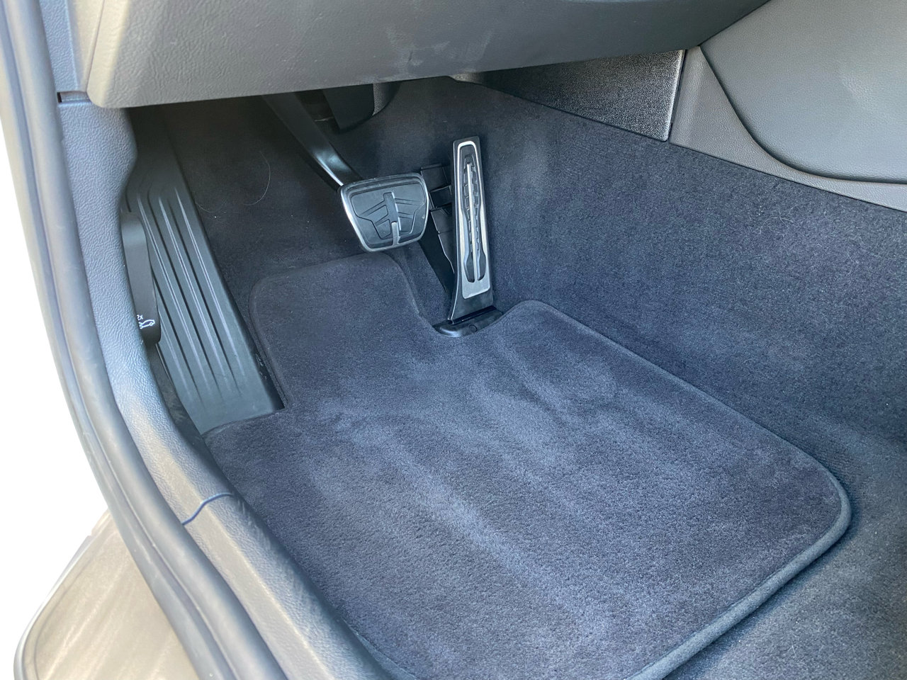 Used 2023 Toyota Supra Premium image 12