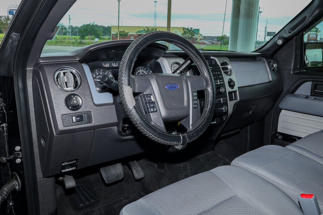 Used 2012 Ford F150 XLT w/ XLT Chrome Pkg AWD/4WD image 13