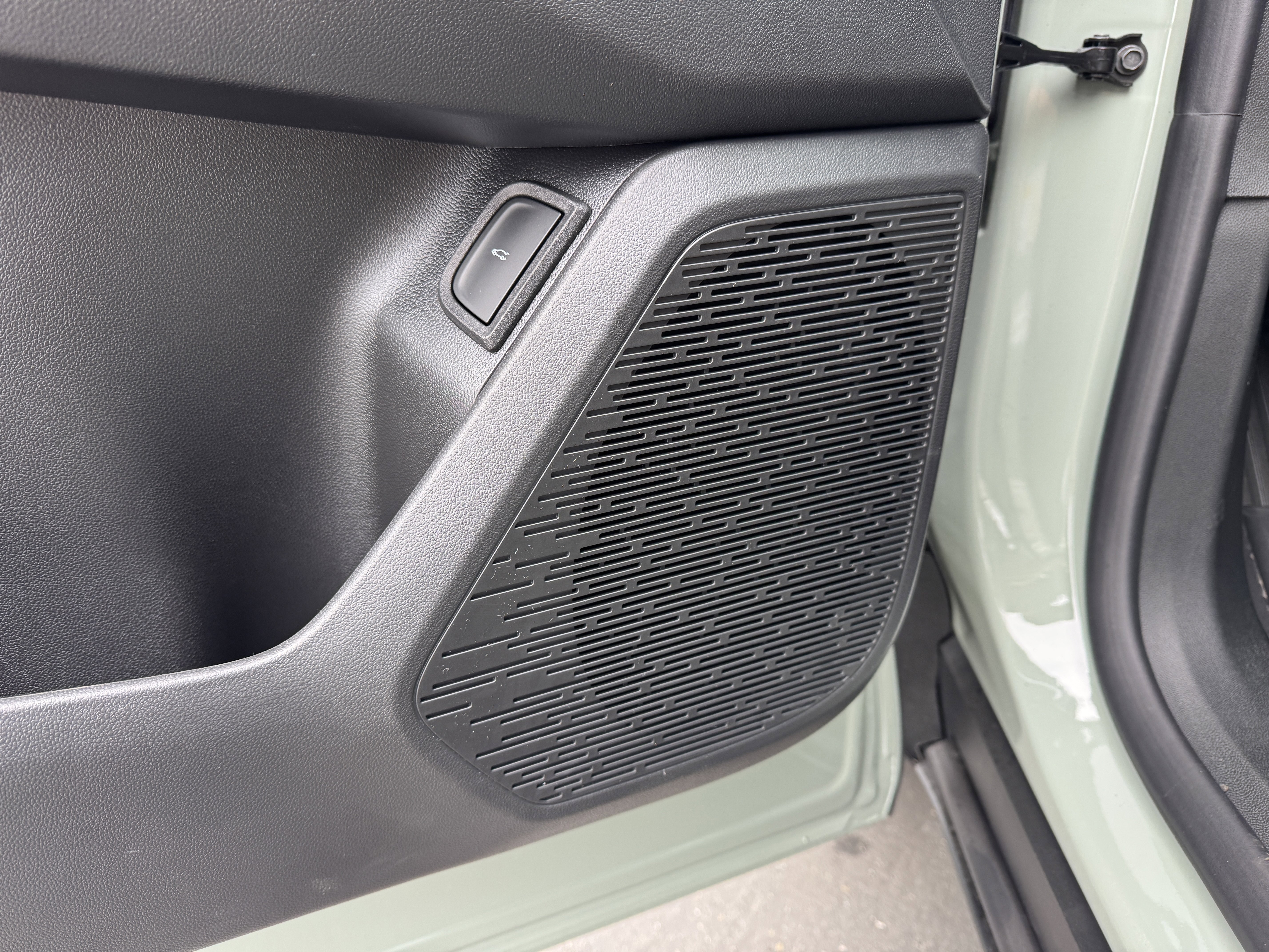 New 2026 Chevrolet Equinox ACTIV w/ Convenience Package III image 13