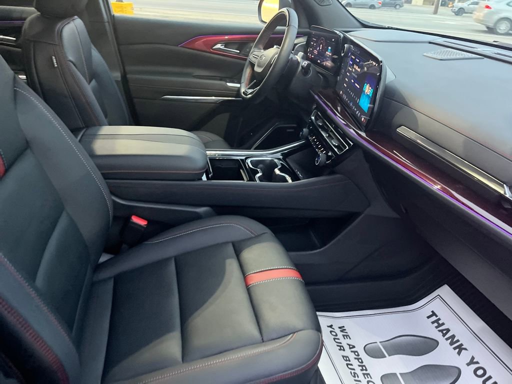 Used 2024 Chevrolet Traverse RS w/ LPO, Floor Liner Package image 29