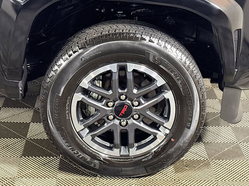 Used 2025 Toyota Tacoma TRD Sport AWD/4WD image 22