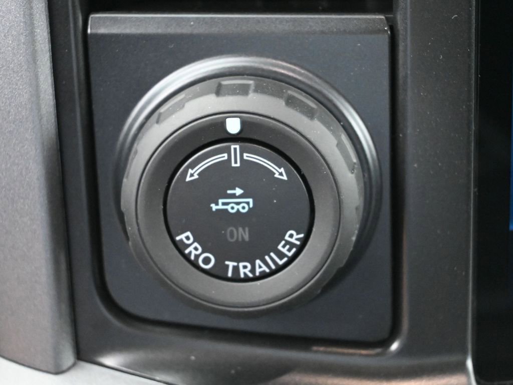 New 2025 Ford F150 XLT w/ Equipment Group 302A MID image 29