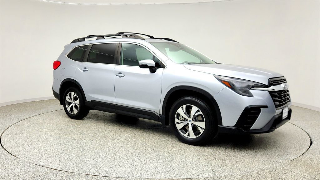 Used 2023 Subaru Ascent Premium w/ Convenience Package AWD/4WD image 3