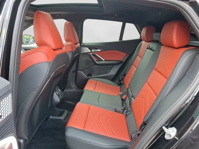 Used 2025 BMW X2 xDrive28i w/ Premium Package AWD/4WD image 12