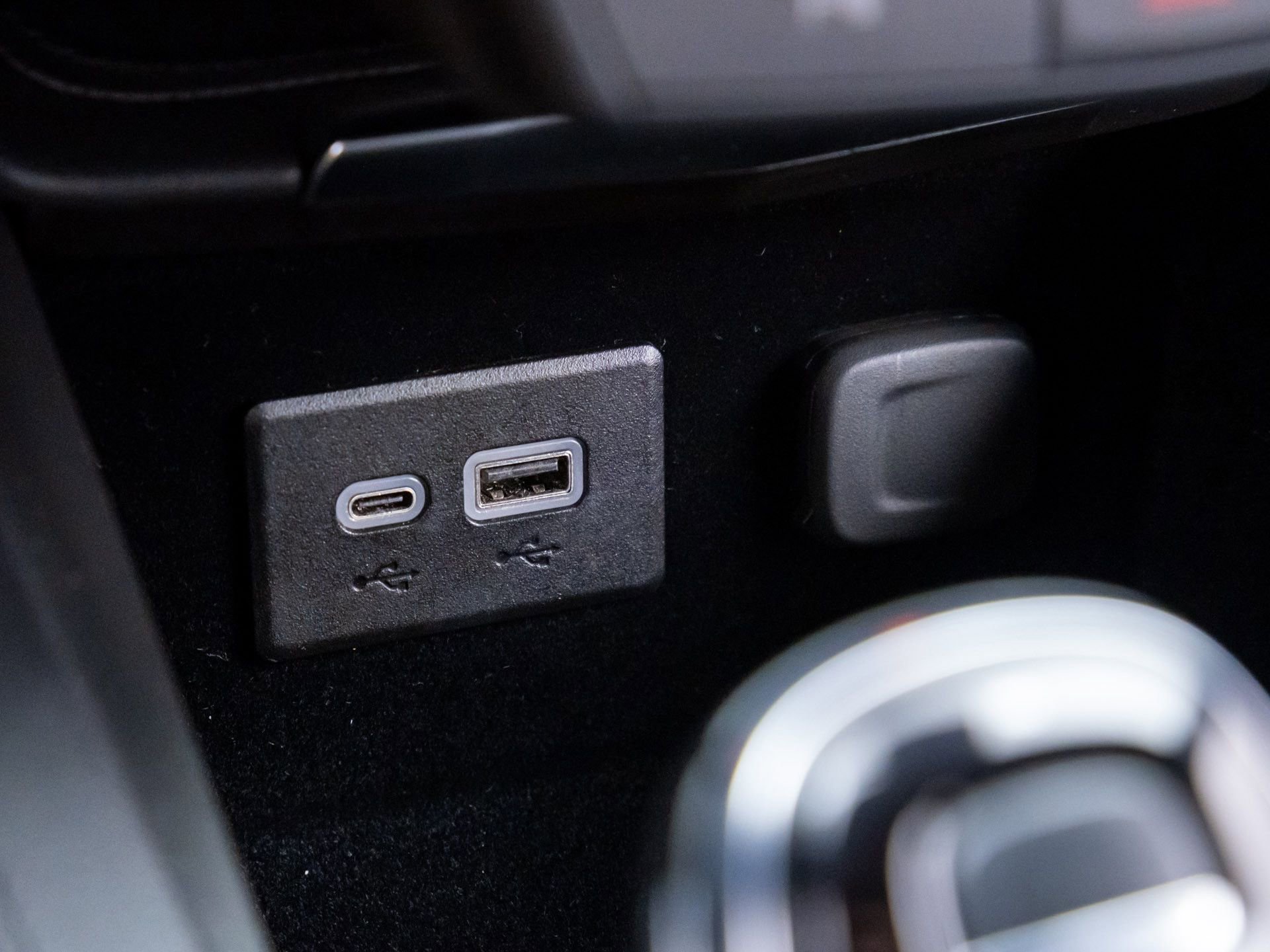 Certified 2023 Cadillac XT4 Premium Luxury image 27