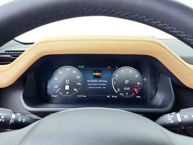 New 2026 Land Rover Defender 110 X-Dynamic SE image 24