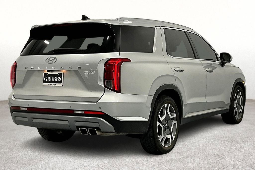 Used 2024 Hyundai Palisade Limited image 2