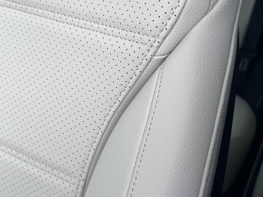 New 2026 Mercedes-Benz GLC 300 4MATIC image 14