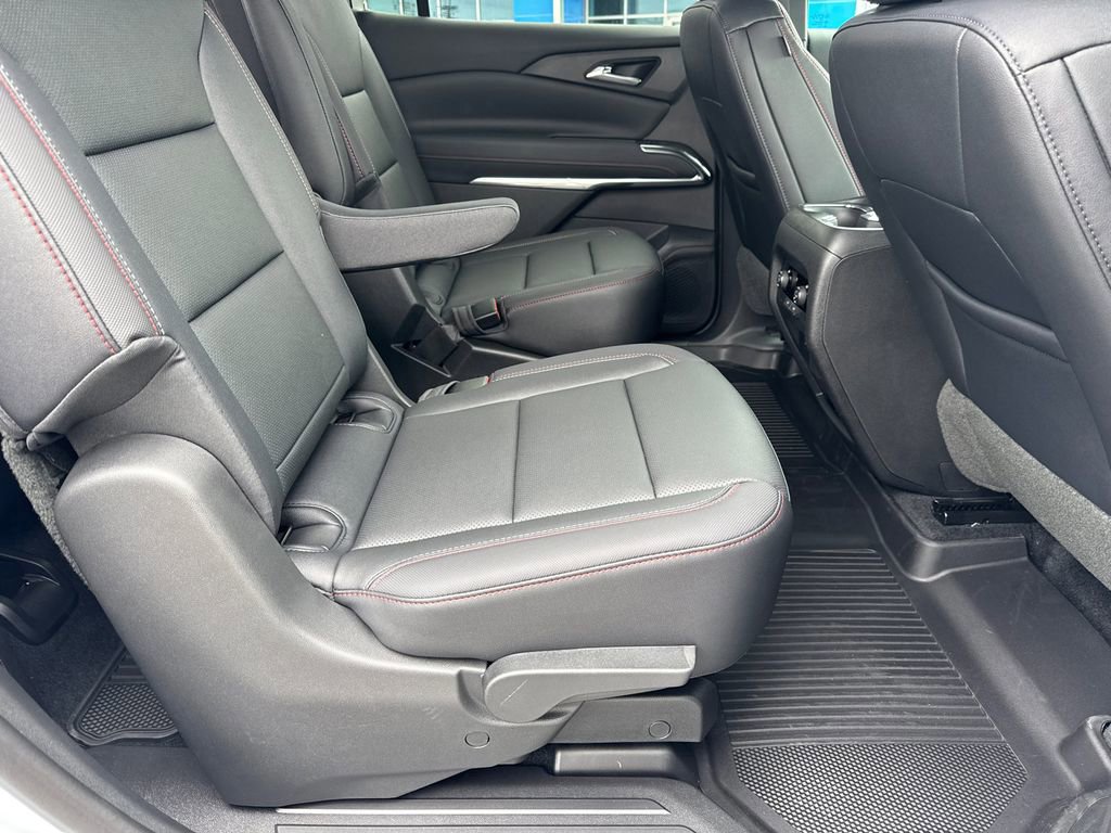 New 2026 Chevrolet Traverse Z71 w/ Driver Confidence Package image 16