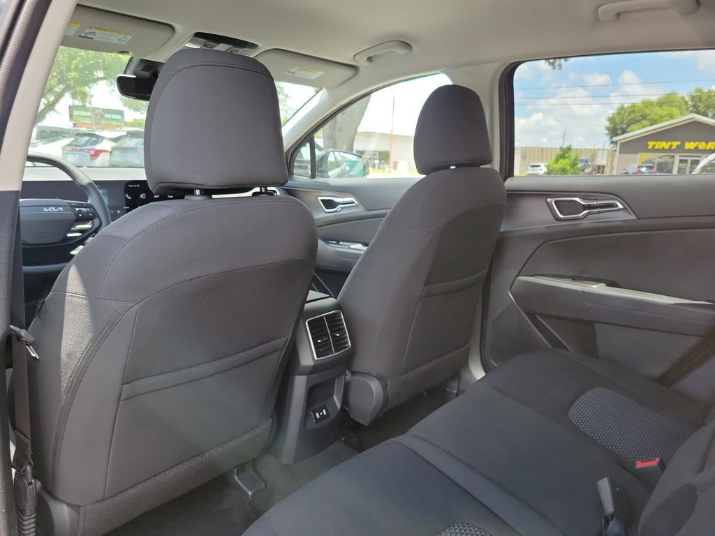 New 2026 Kia Sportage LX w/ LX Convenience Package FWD image 22