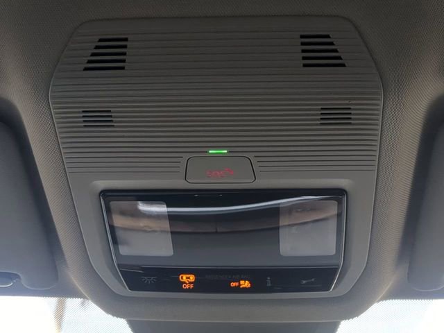 Used 2024 Volkswagen Atlas SE image 25