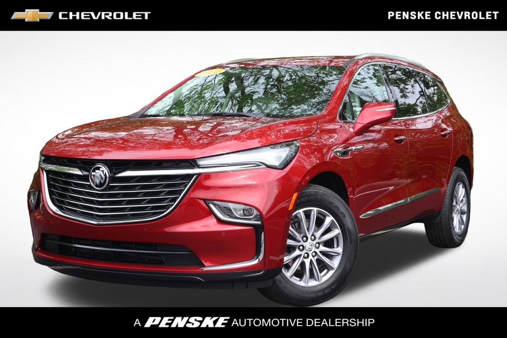 Used 2024 Buick Enclave Essence FWD image 1