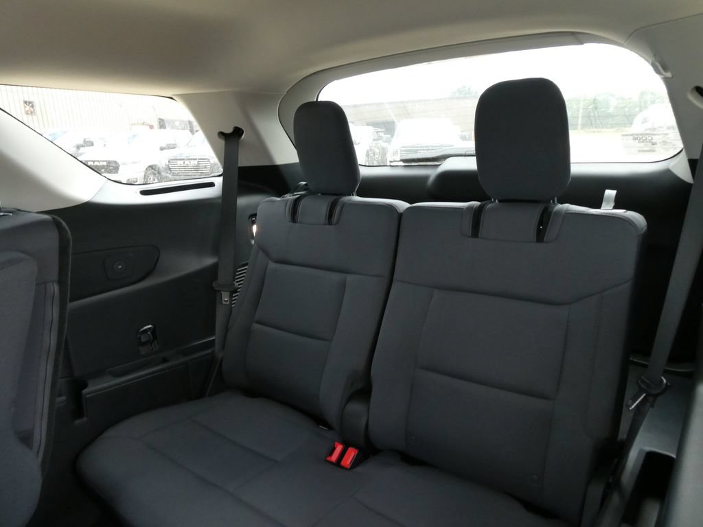 New 2026 Ford Explorer Active AWD/4WD image 15