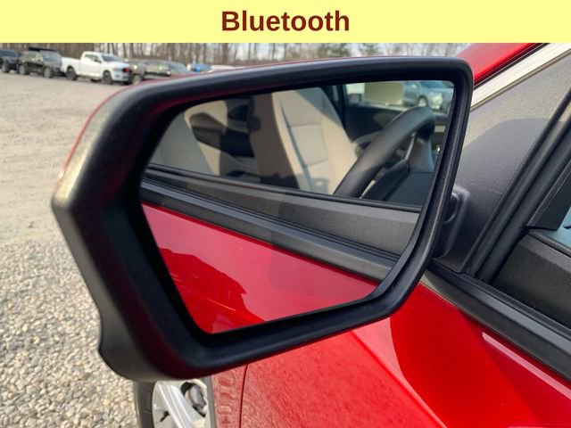 Used 2024 GMC Terrain SLE image 8