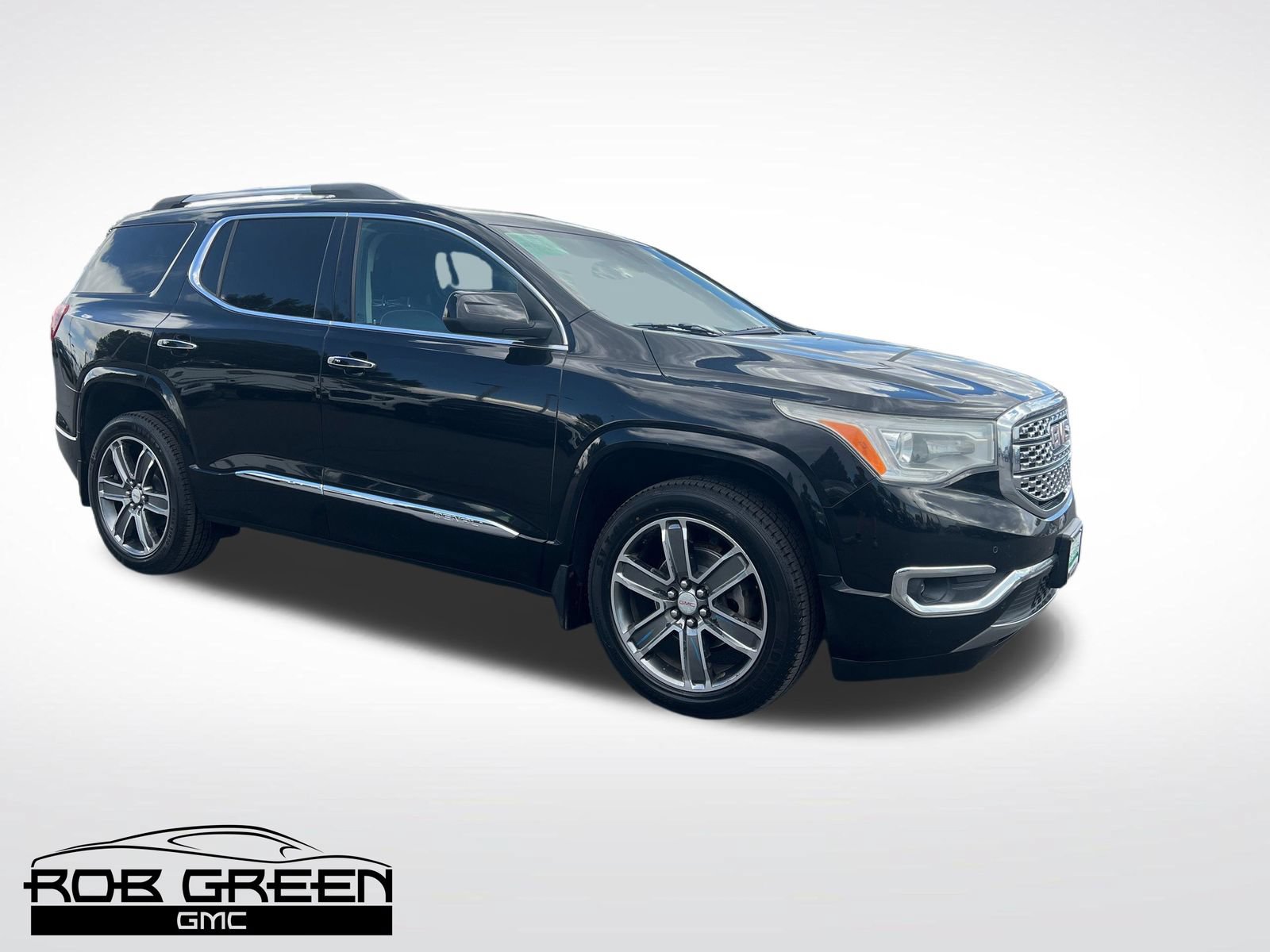 Used 2017 GMC Acadia Denali w/ Technology Package AWD/4WD image 1