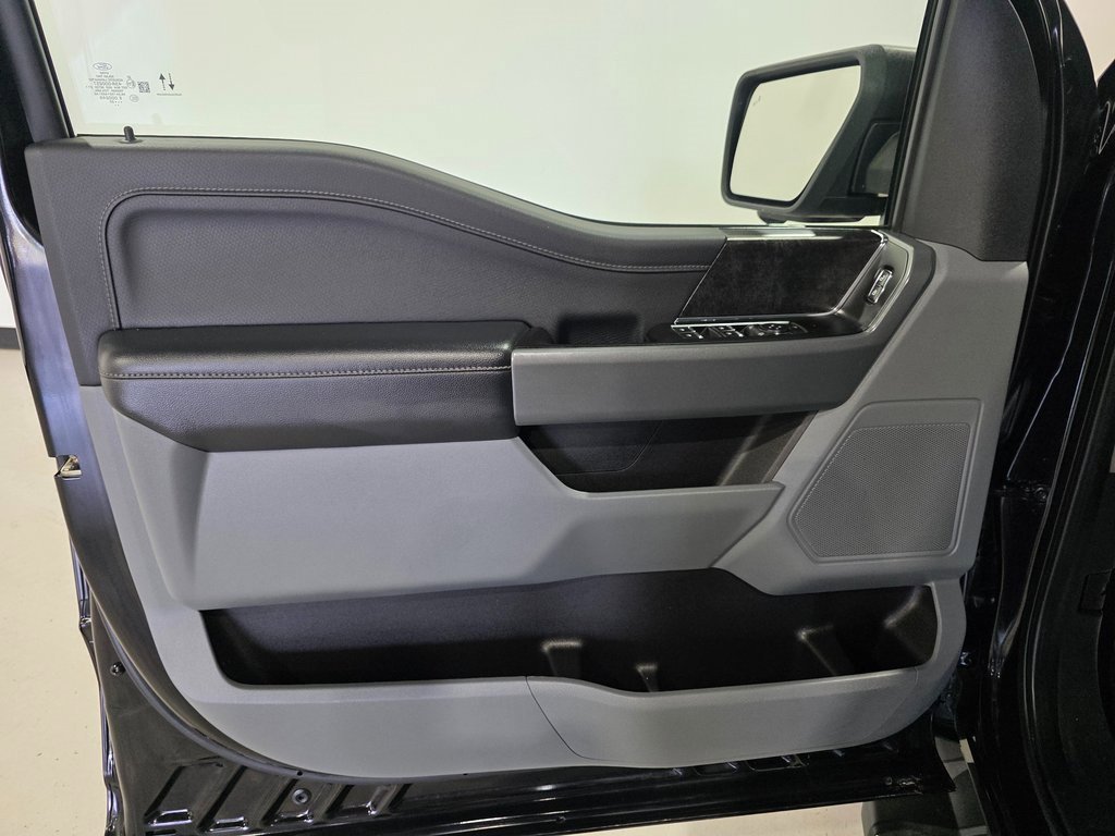 Used 2022 Ford F150 XLT w/ Equipment Group 301A Mid image 17