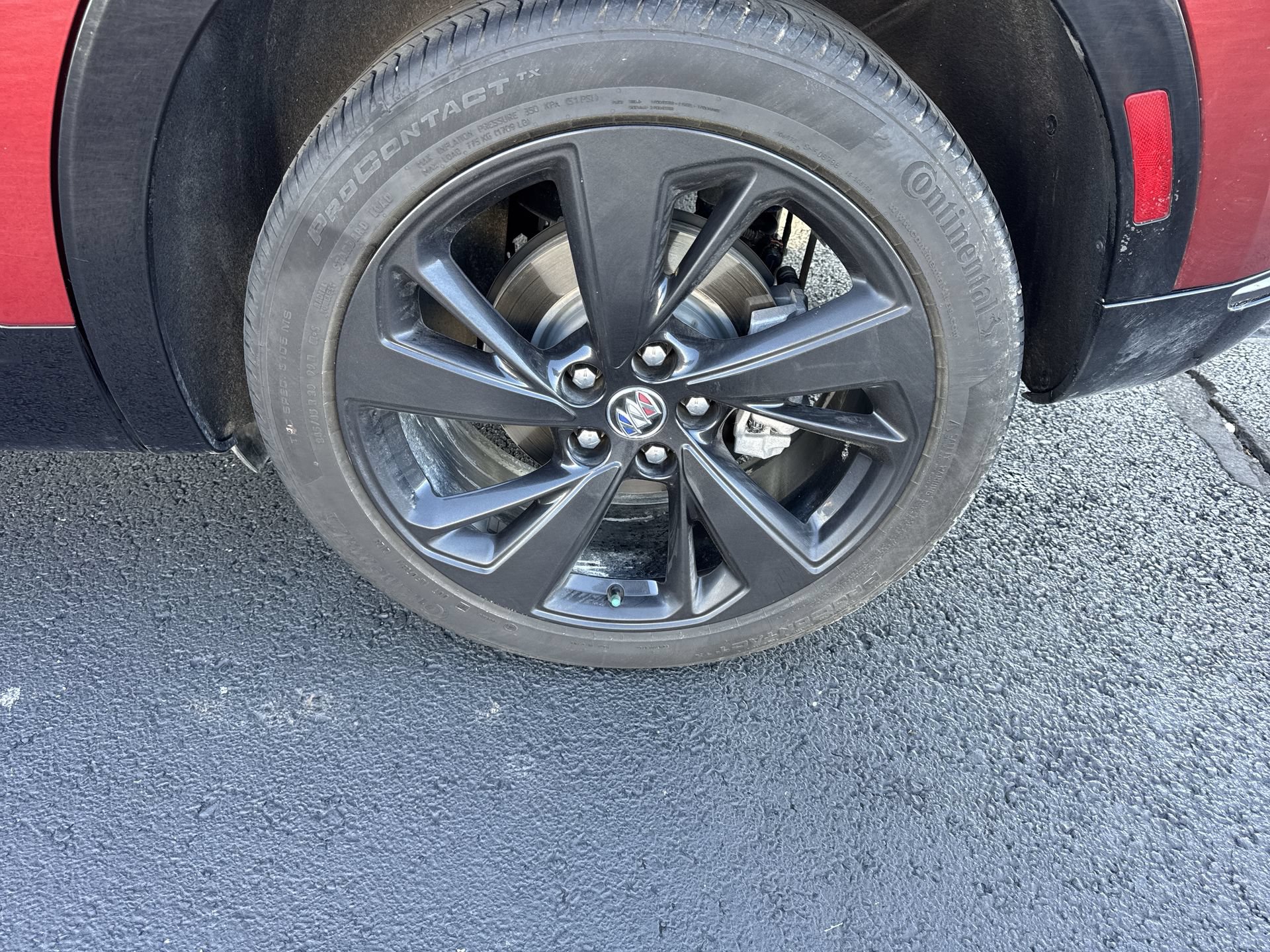 Certified 2023 Buick Envision Preferred w/ Sport Touring Package AWD/4WD image 10